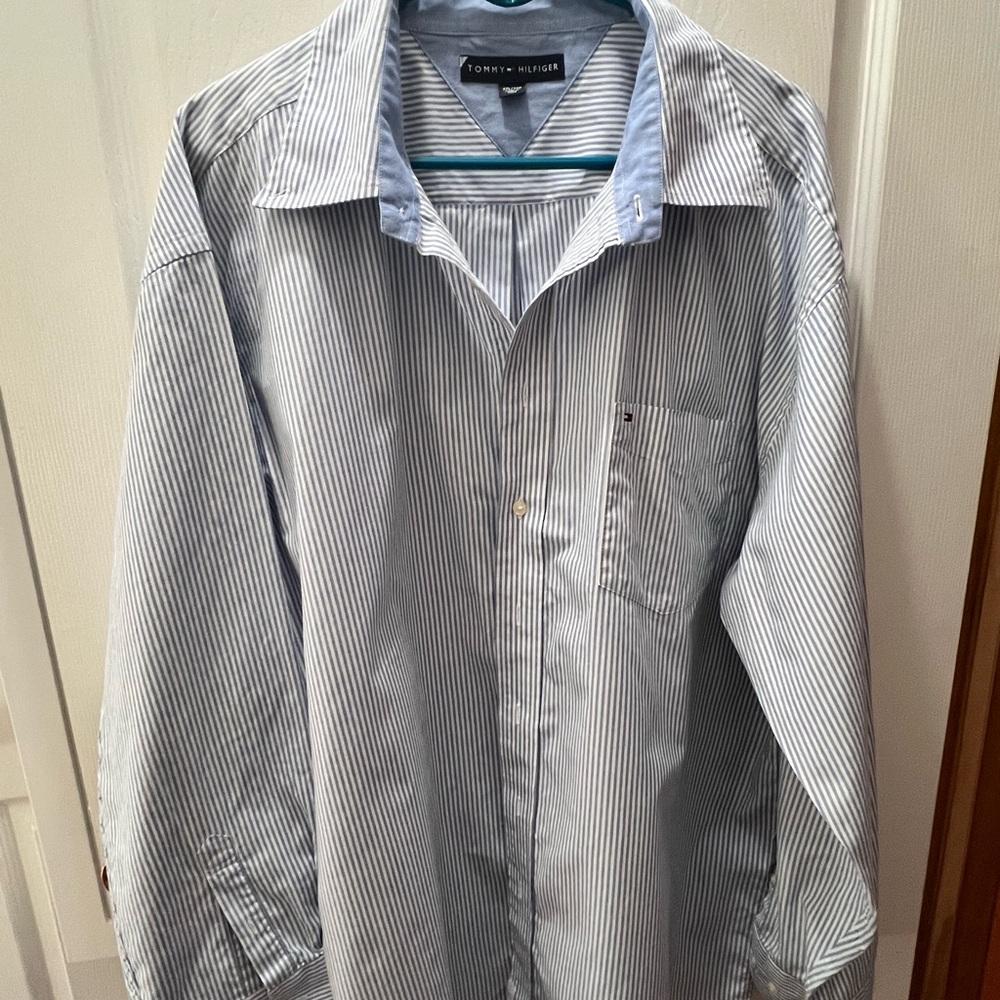 Tommy Hilfiger Men's Blue Striped Shirt